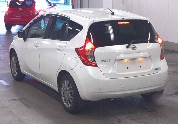 Car image 6